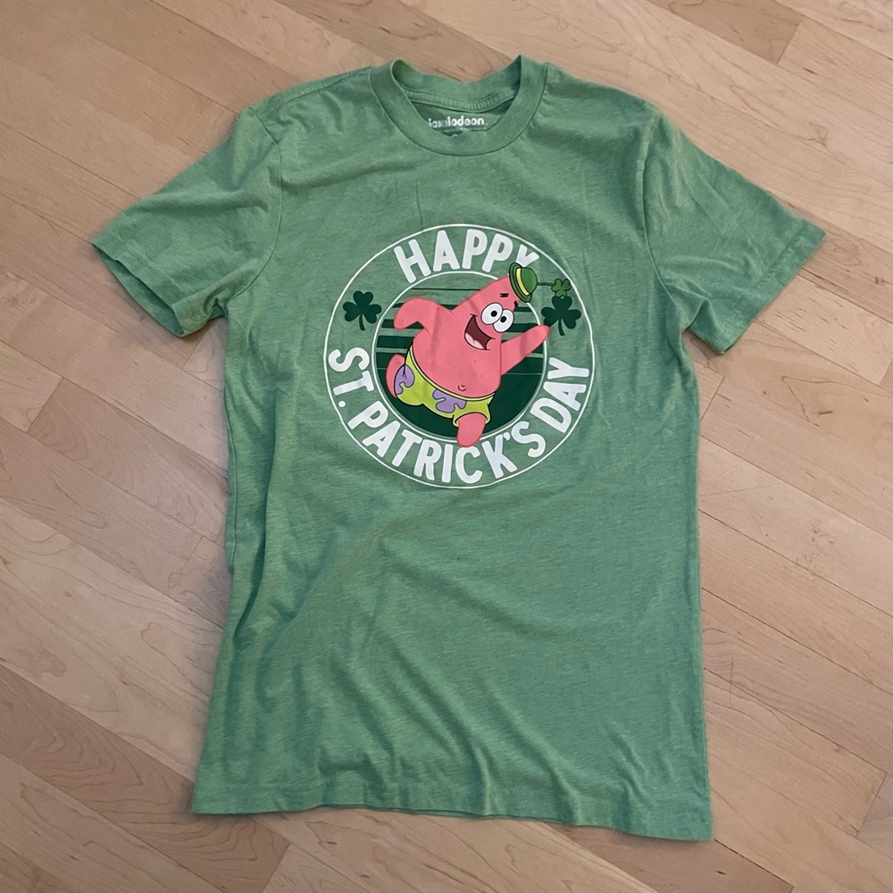 Nickelodeon SpongeBob Happy St. Patrick’s Day Shirt - small